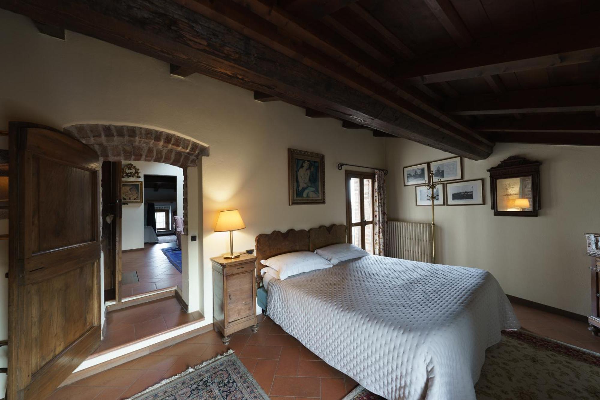 Castello Di Cernusco Lombardone Bed & Breakfast Room photo